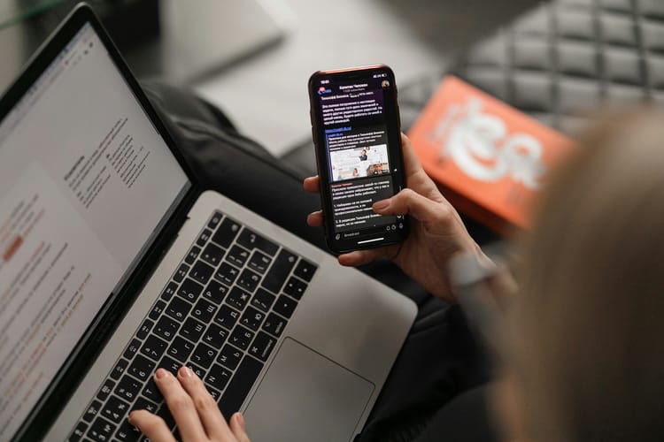 How to Pick an Internet and Cellphone Provider in Portugal