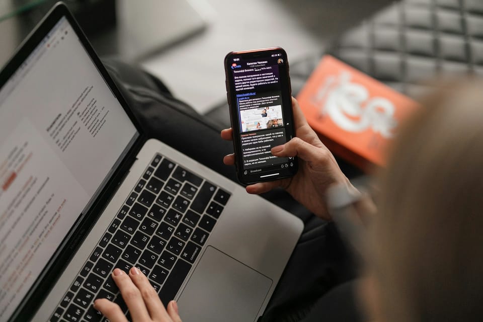 How to Pick an Internet and Cellphone Provider in Portugal